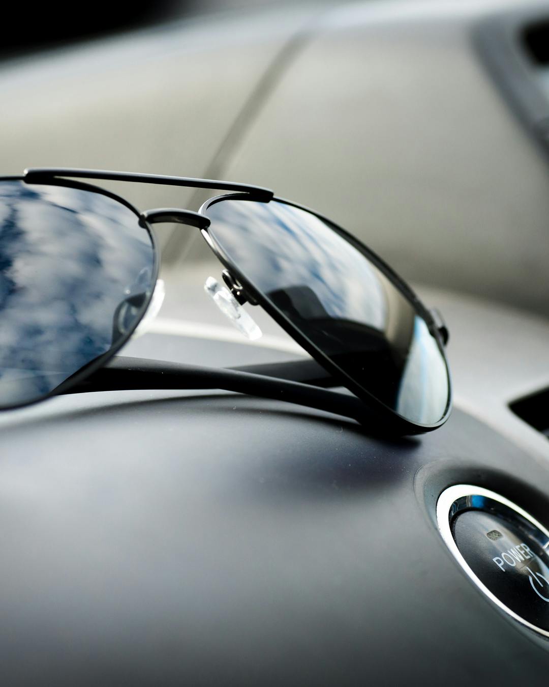 Briller med spesialglass til bilkjøring